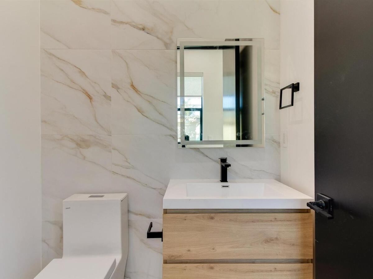 Modern Luxe Retreat 3-bedroom #3